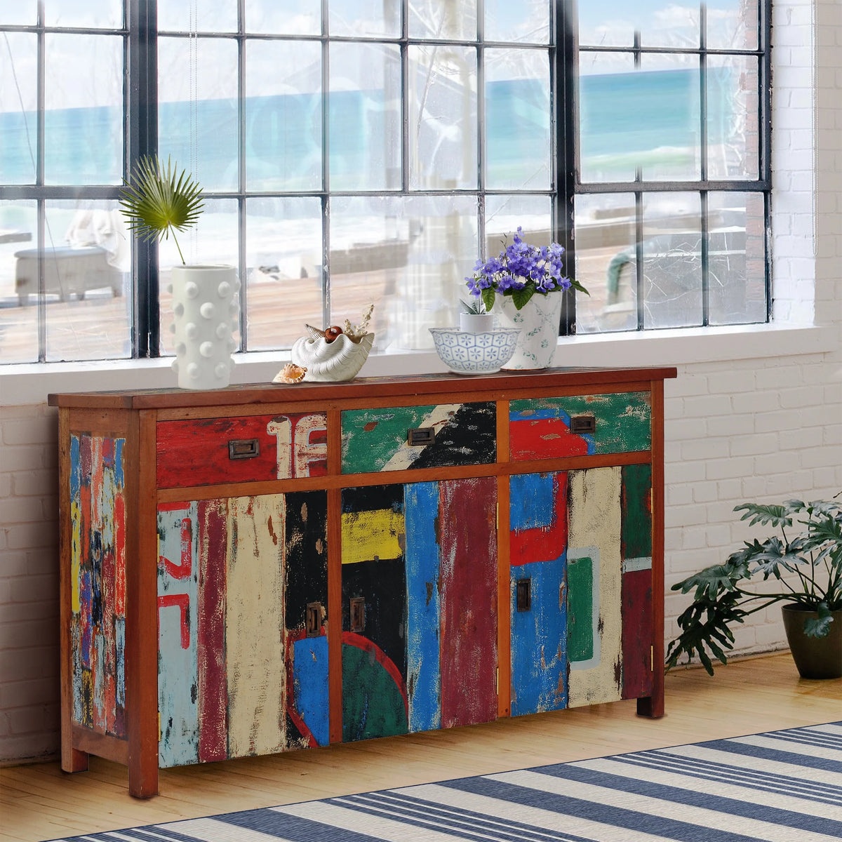 Buffet with 3 Doors and 3 Drawers H84171