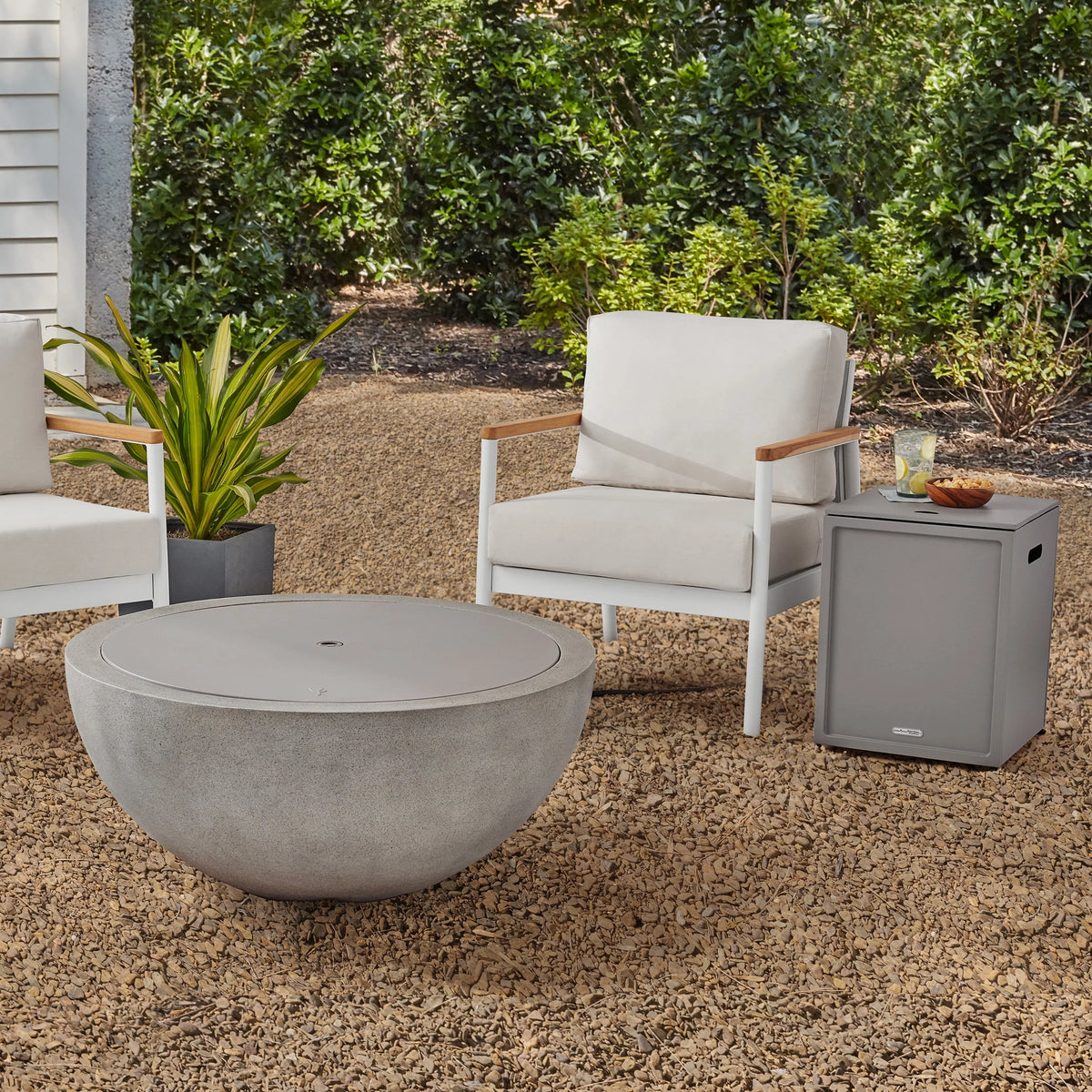 36 Round 65,000 BTU Propane Faux Concrete Fire Pit with Tank Hideaway N186