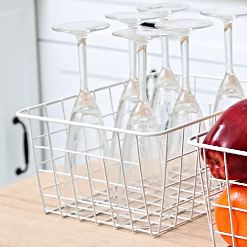 White Wire Storage Baskets Set of 4 G4649