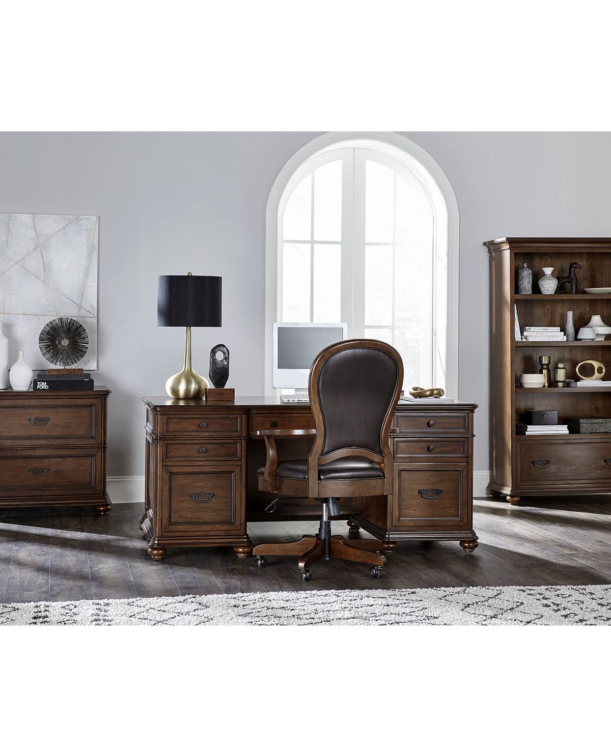 Upholstered Desk Chair Z951492