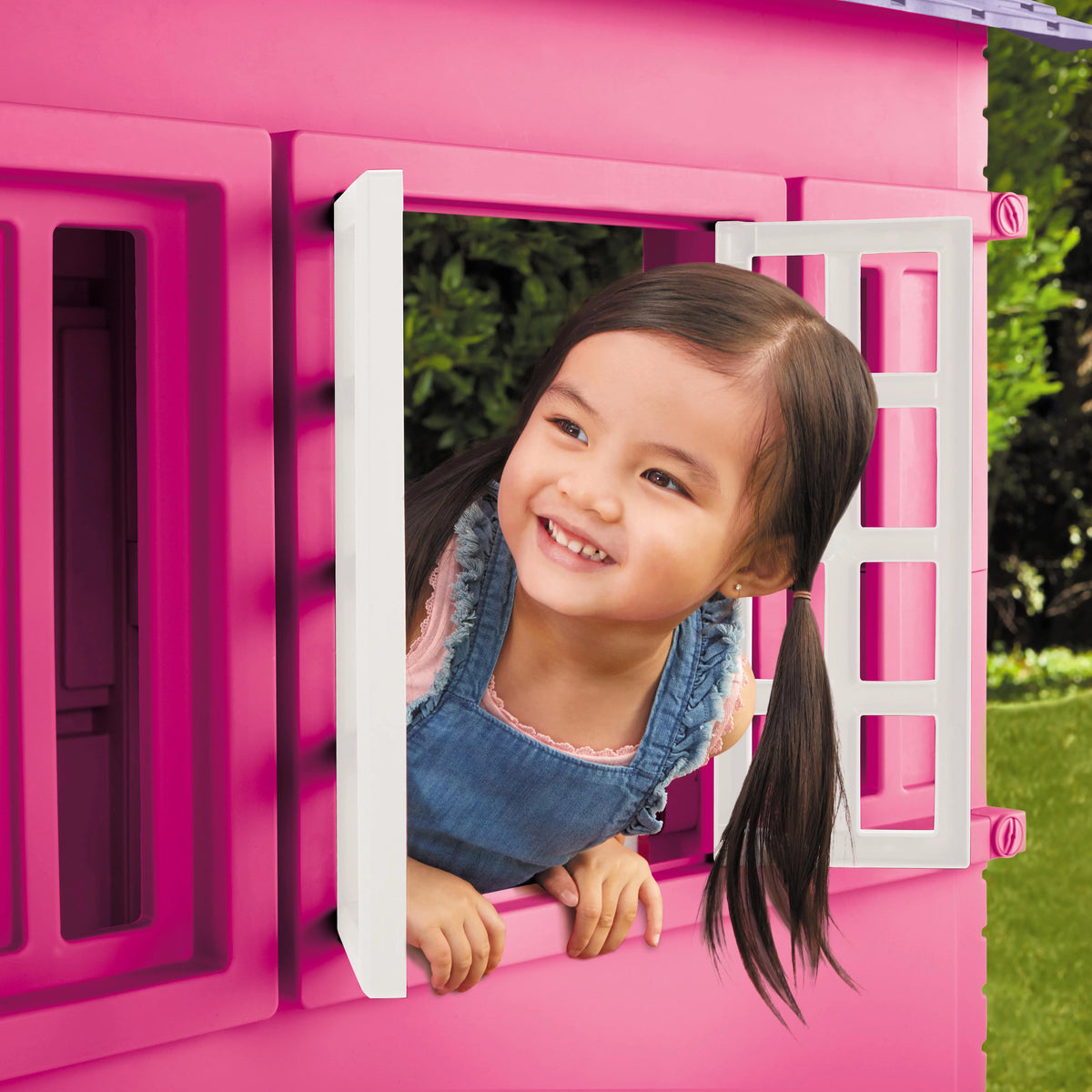 Pink Pretend Playhouse W666