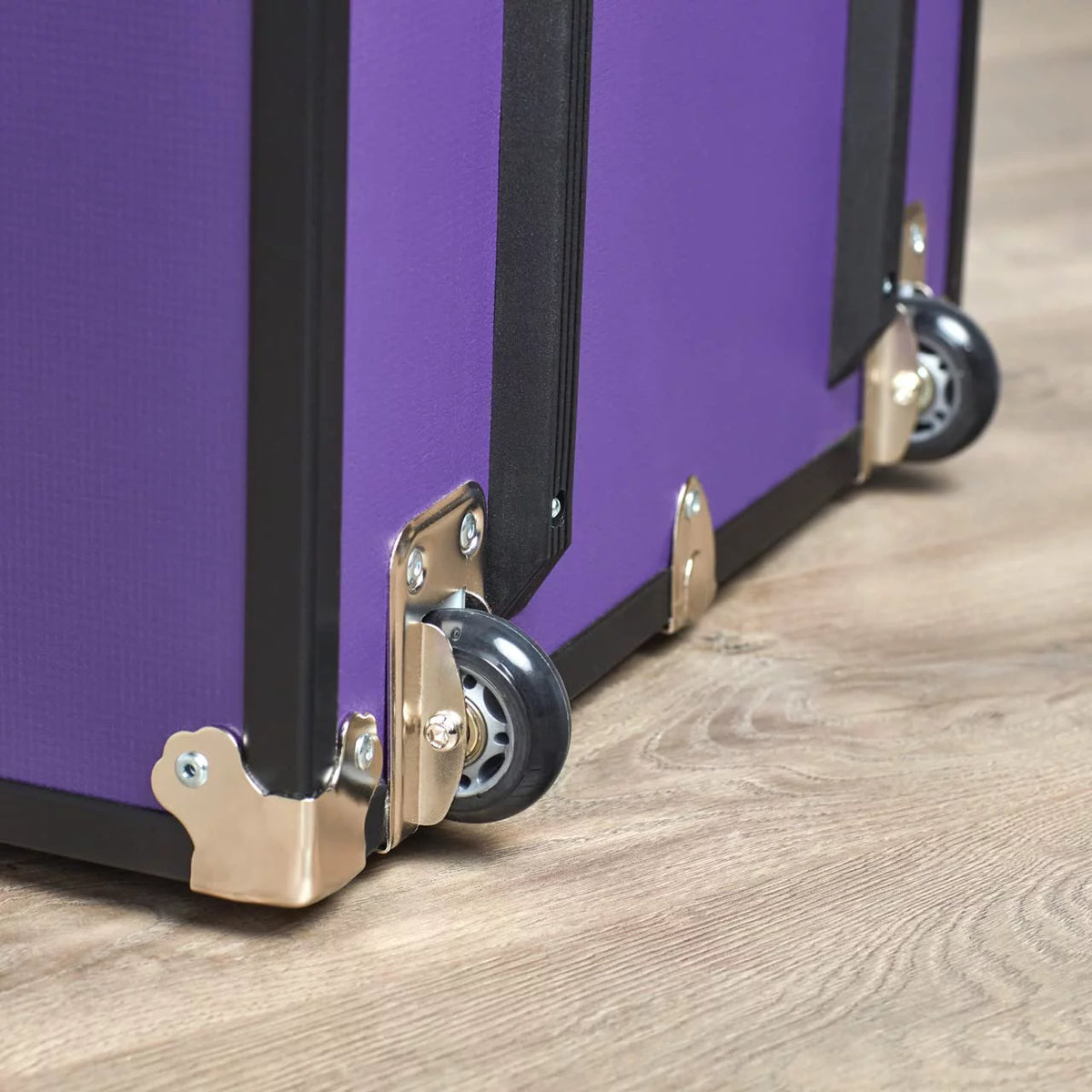 Forest Green Travel Trunk with Mounted Wheels V922982