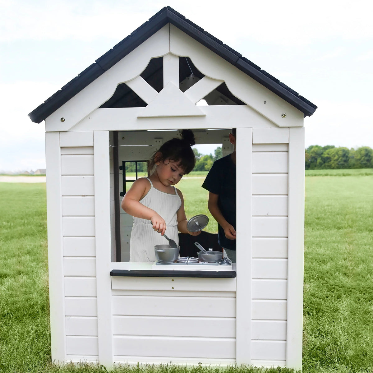 White Playhouse Q449176