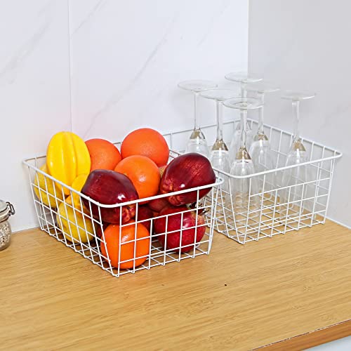 White Wire Storage Baskets Set of 4 G4649