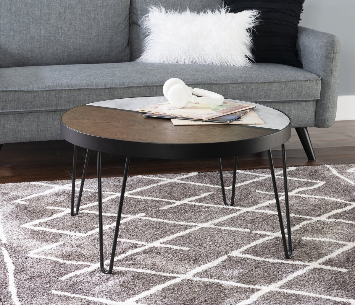 Round Mid-Century Coffee Table with Hairpin Legs, Walnut Y92475