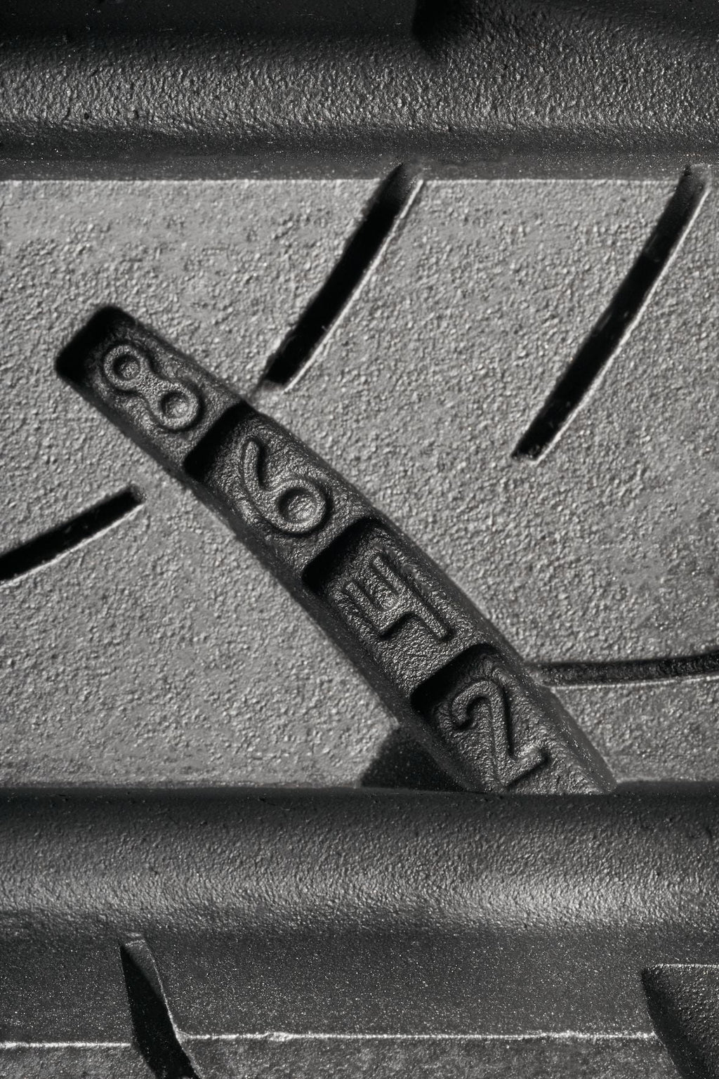 All-Season Tire N914995