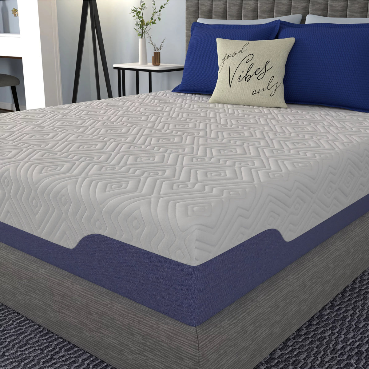 Hybrid Mattress, Queen L389