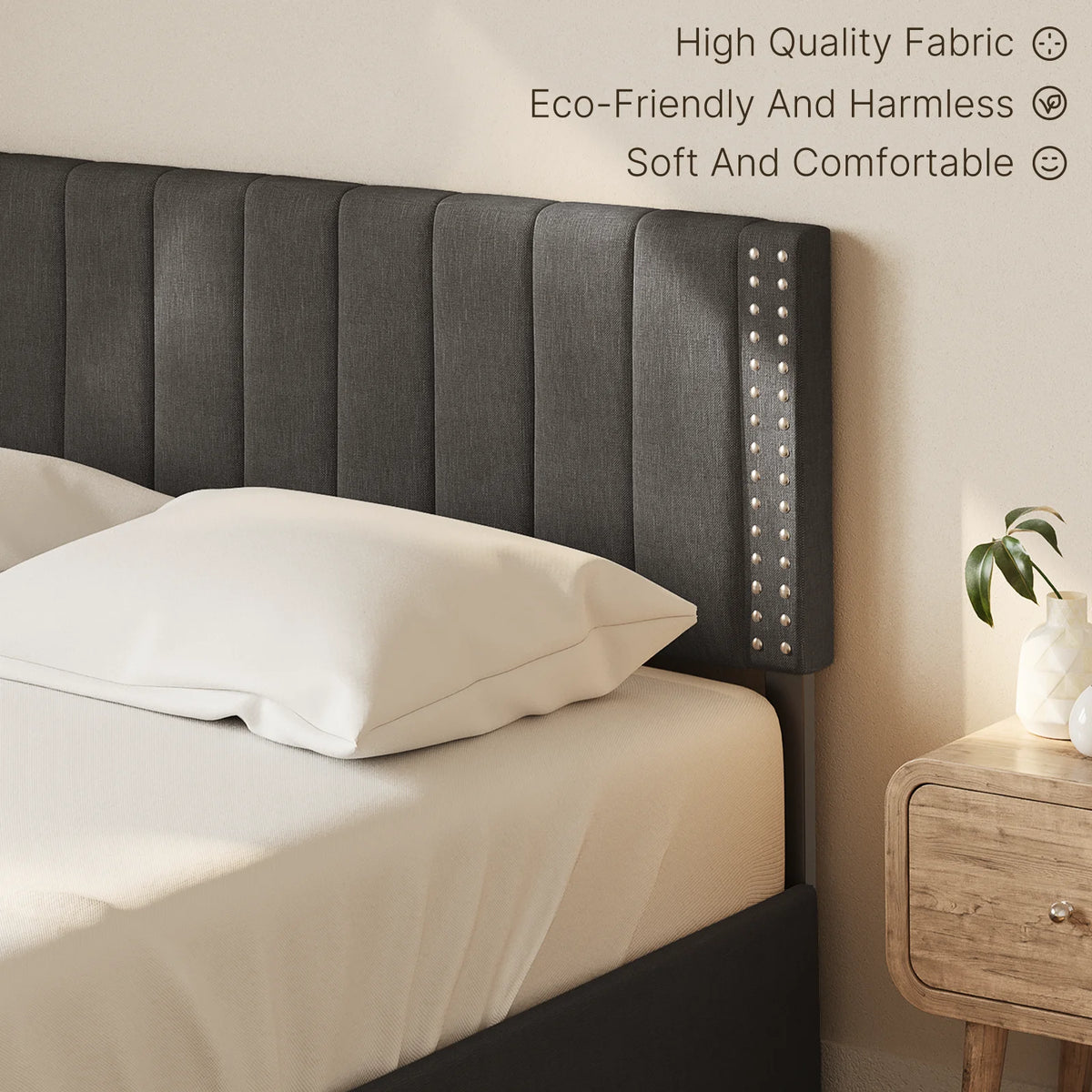 Full Bed Frame with 4 Storage Drawers W556