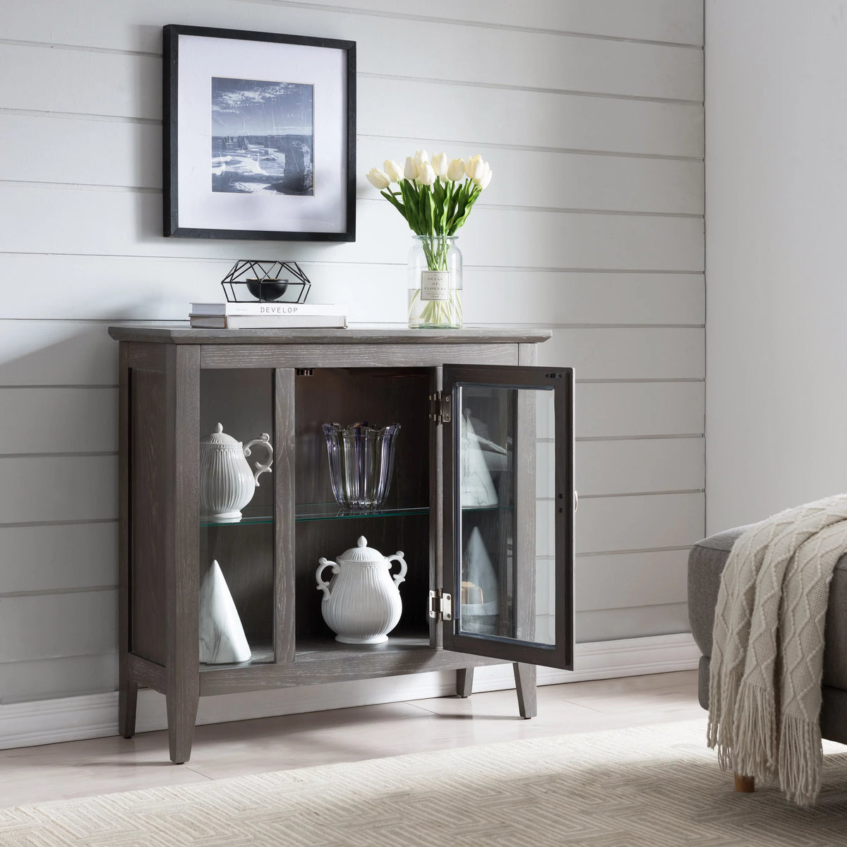 One Door Curio Cabinet with Interior Light U803105