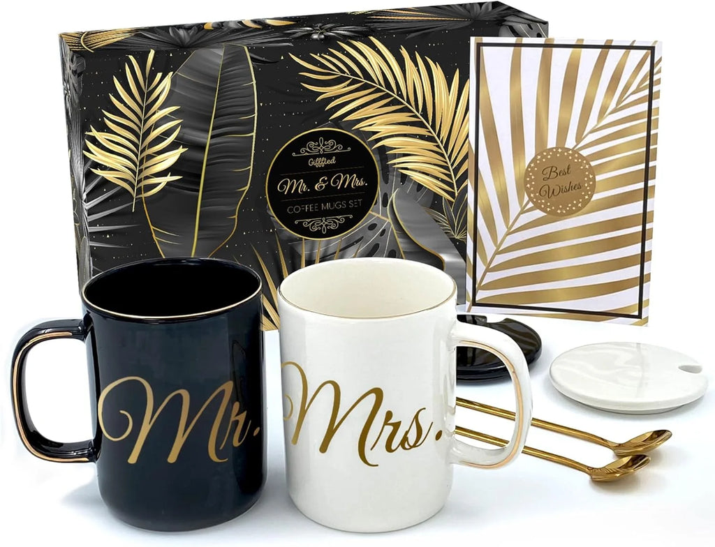 Mr and Mrs Coffee Mugs Set with Lids and Teaspoons R6164