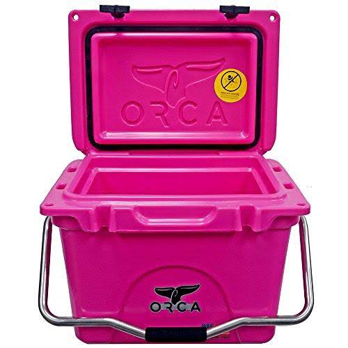 20-Quart Rotomold Cooler C240