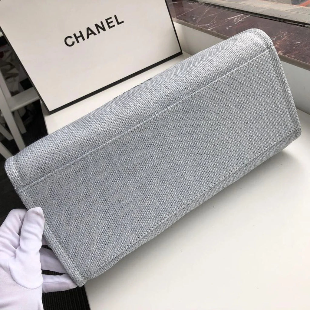 White Gray Tote R28390