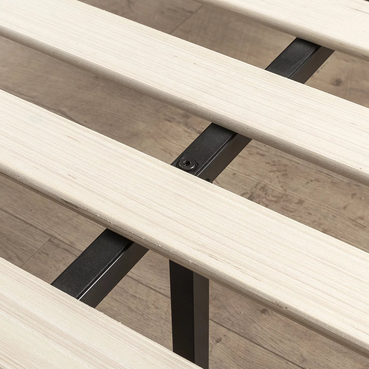 Wood Platform Bed Frame Full M563