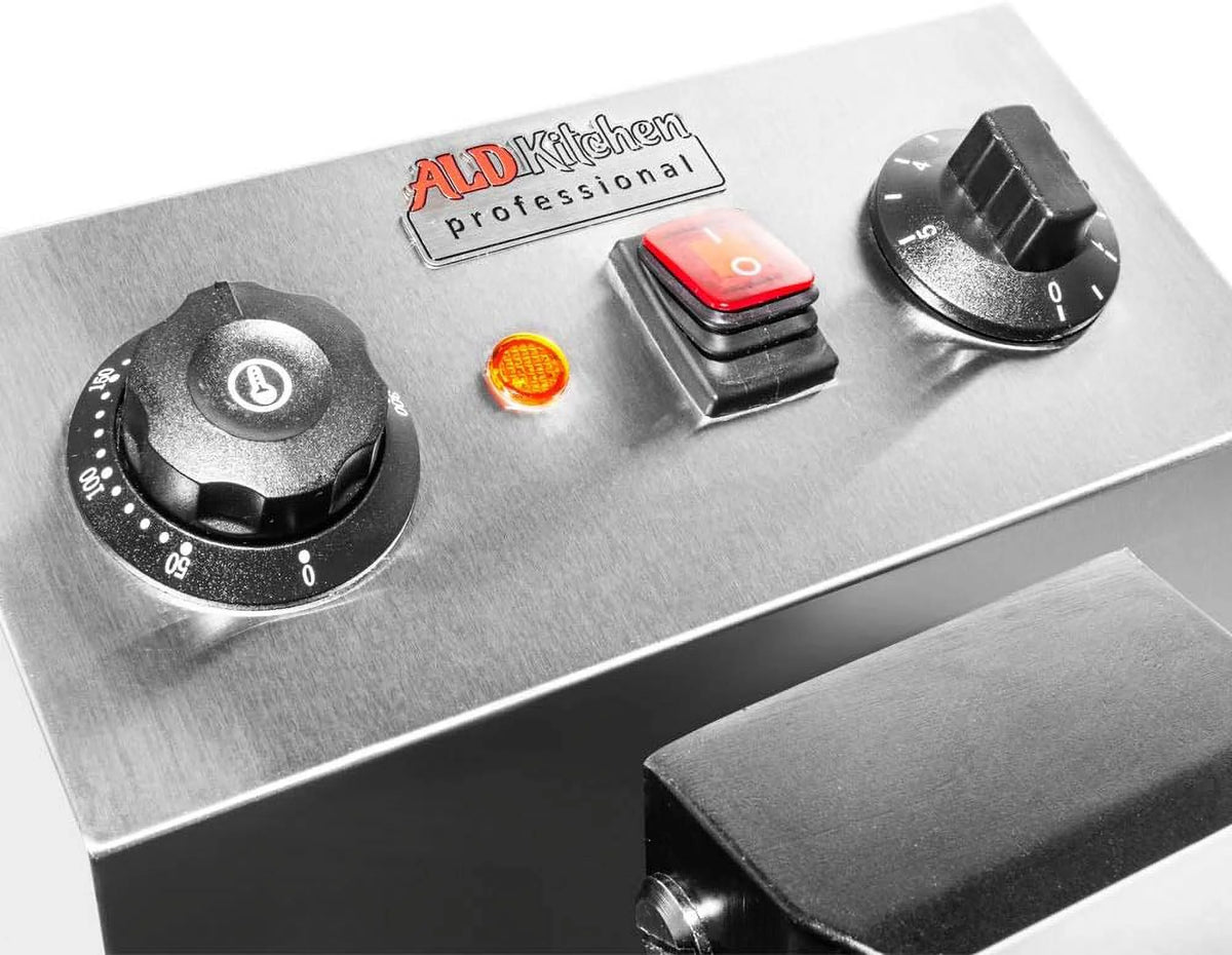 Rotating Square Nonstick Stainless Steel Bubble Waffle Maker M641