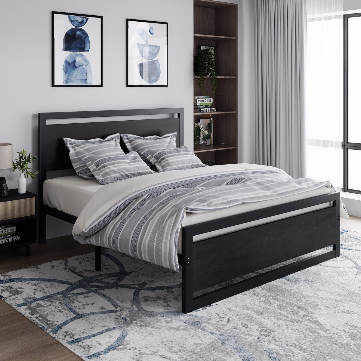 Queen Size Metal Platform Bed Frame with Wooden Headboard Footboard M153816